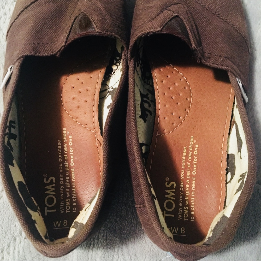 Brown Classic TOMS